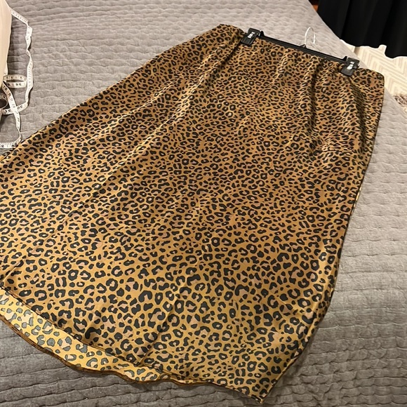 ASOS curve skirt - Picture 4 of 10